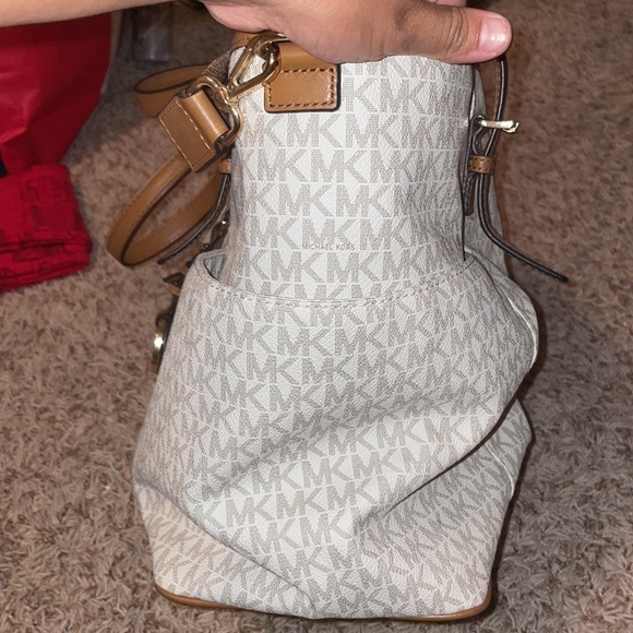 Baby bag used a few times great condition basically new - Picture 12 of 13